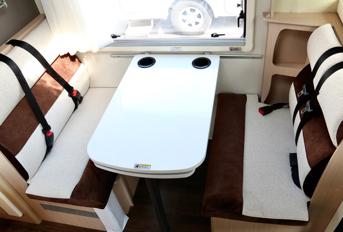 這款房車是怎么實(shí)現(xiàn)舒適大床的? 這款房車是怎么實(shí)現(xiàn)舒適大床的?