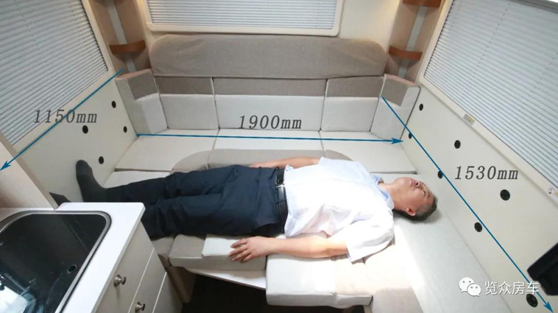 老人孩子房車旅行,選擇這款房車合適 老人孩子房車旅行,選擇這款房車合適