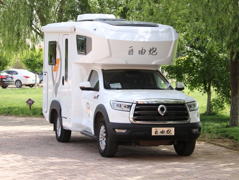 選購(gòu)四驅(qū)越野房車時(shí)應(yīng)該注意什么？