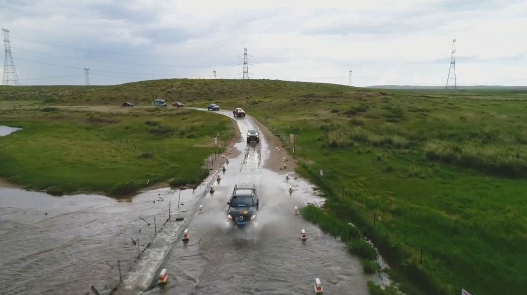 覽眾房車攜手長城炮聯(lián)袂出席那達慕5.png 覽眾房車攜手長城炮聯(lián)袂出席那達慕5.png