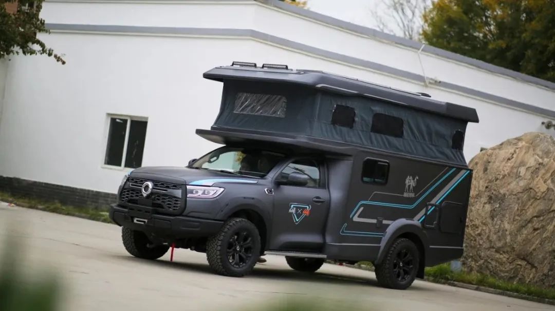 無懼限高,自由穿行,升頂炮讓您實現(xiàn)開著房車去越野! 無懼限高,自由穿行,升頂炮讓您實現(xiàn)開著房車去越野!